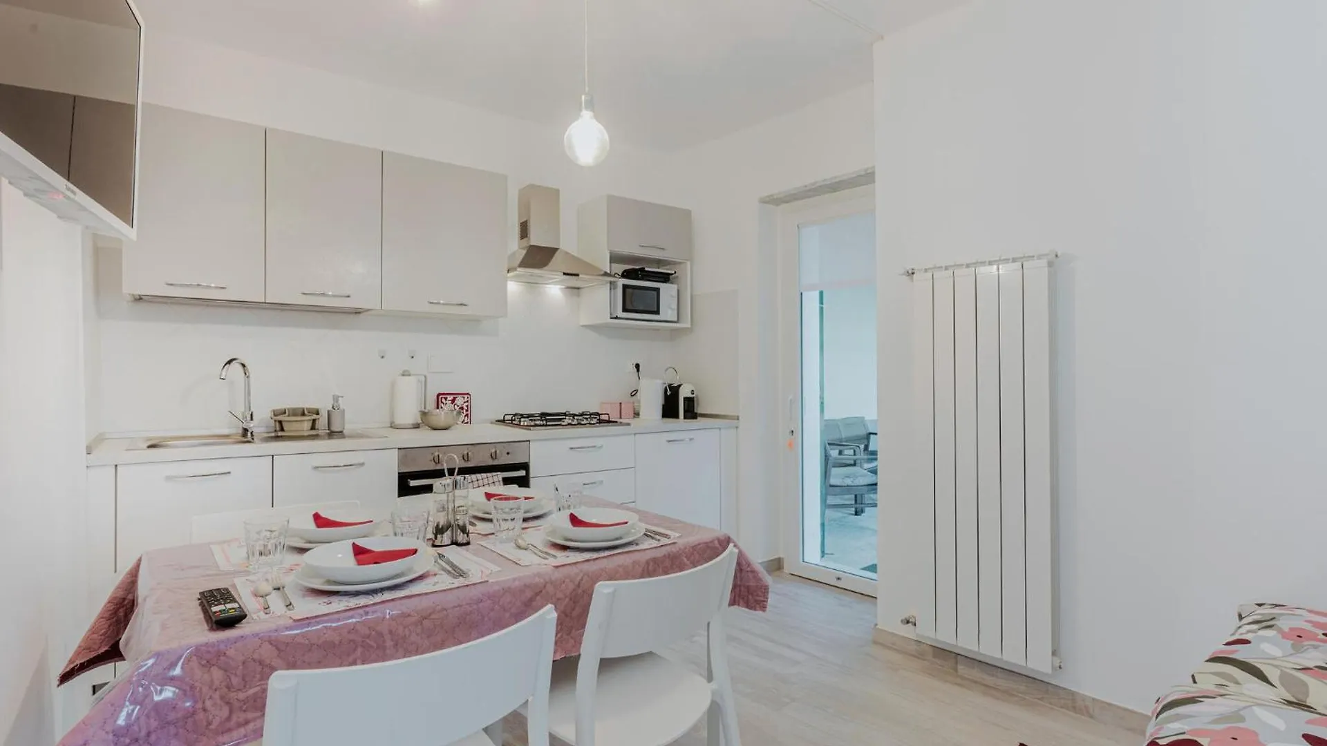 Awesome Apartment In Recco With Jacuzzi