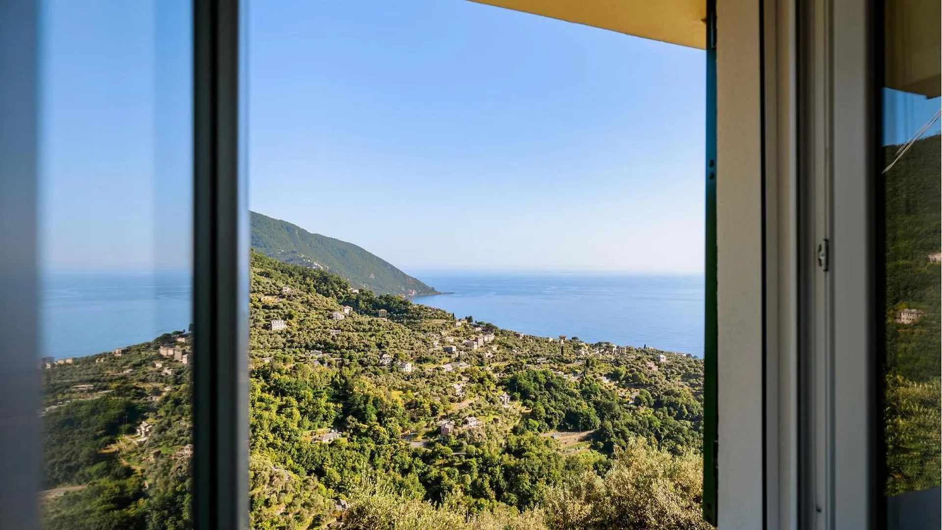 Awesome Apartment In Recco With Jacuzzi